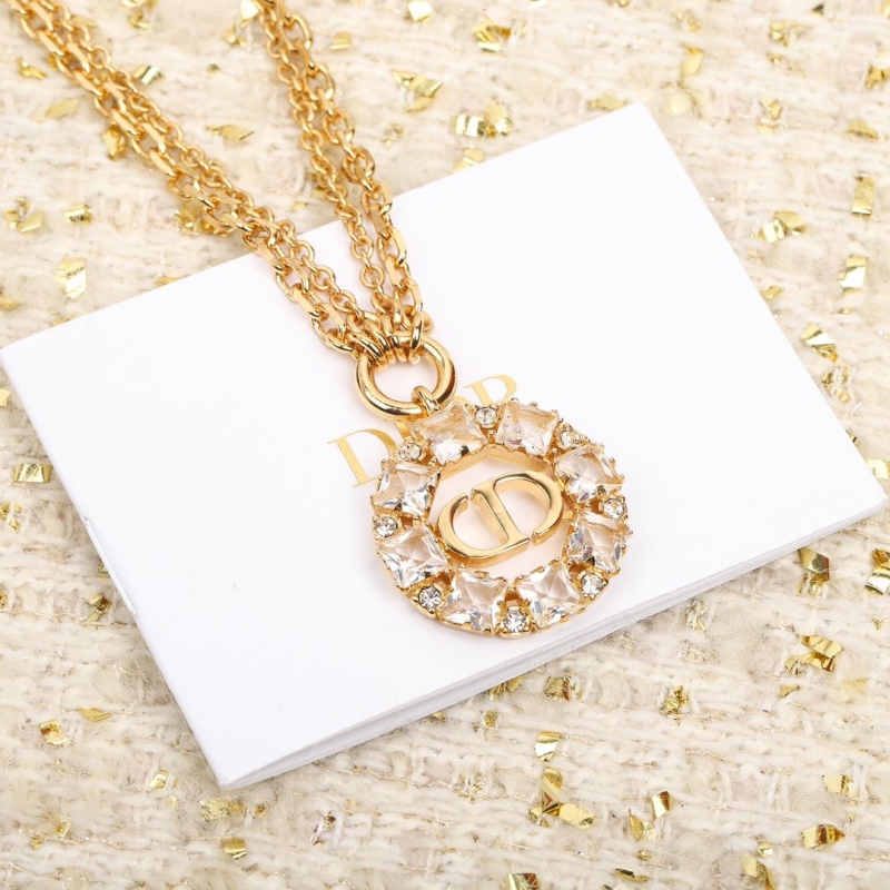 chr1st1an D10r necklaces